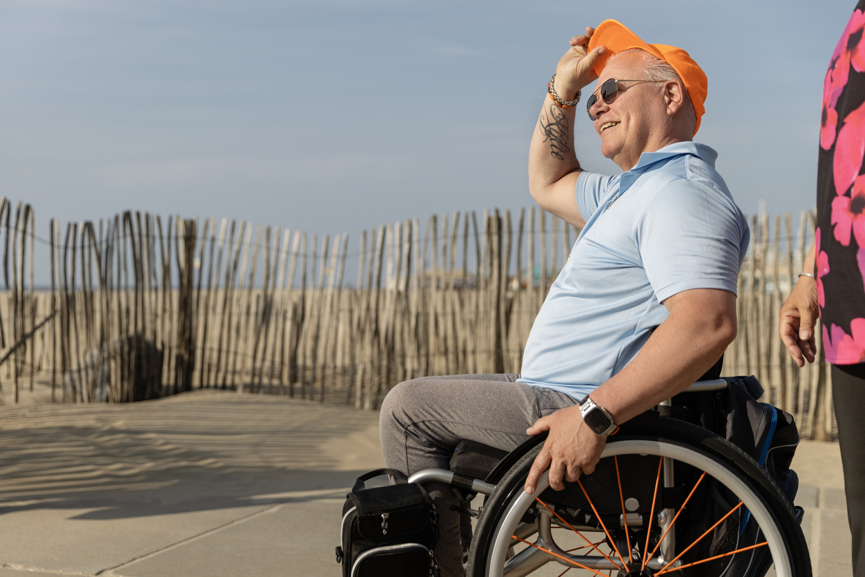 Hitzewelle im Rollstuhl: Sicher und kühl auf Reisen - Urlaub barrierefrei